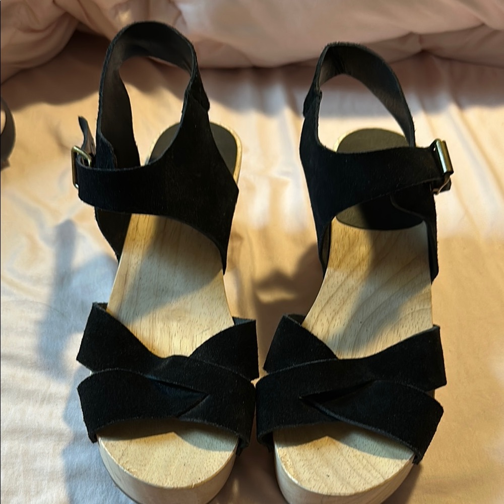 Loft Elegant Black Women's Sandals